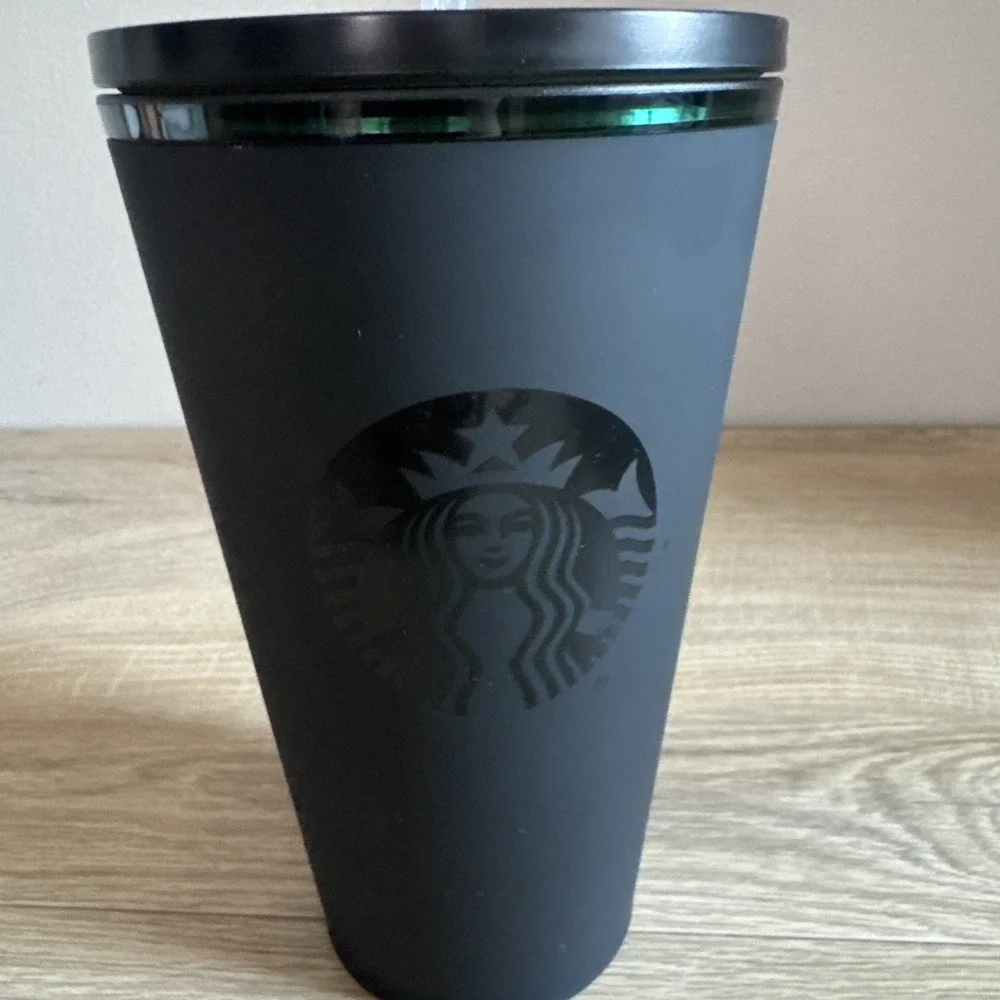 Starbucks‎ Tumbler Matte Black Green Cold Cup To Go 16 Oz